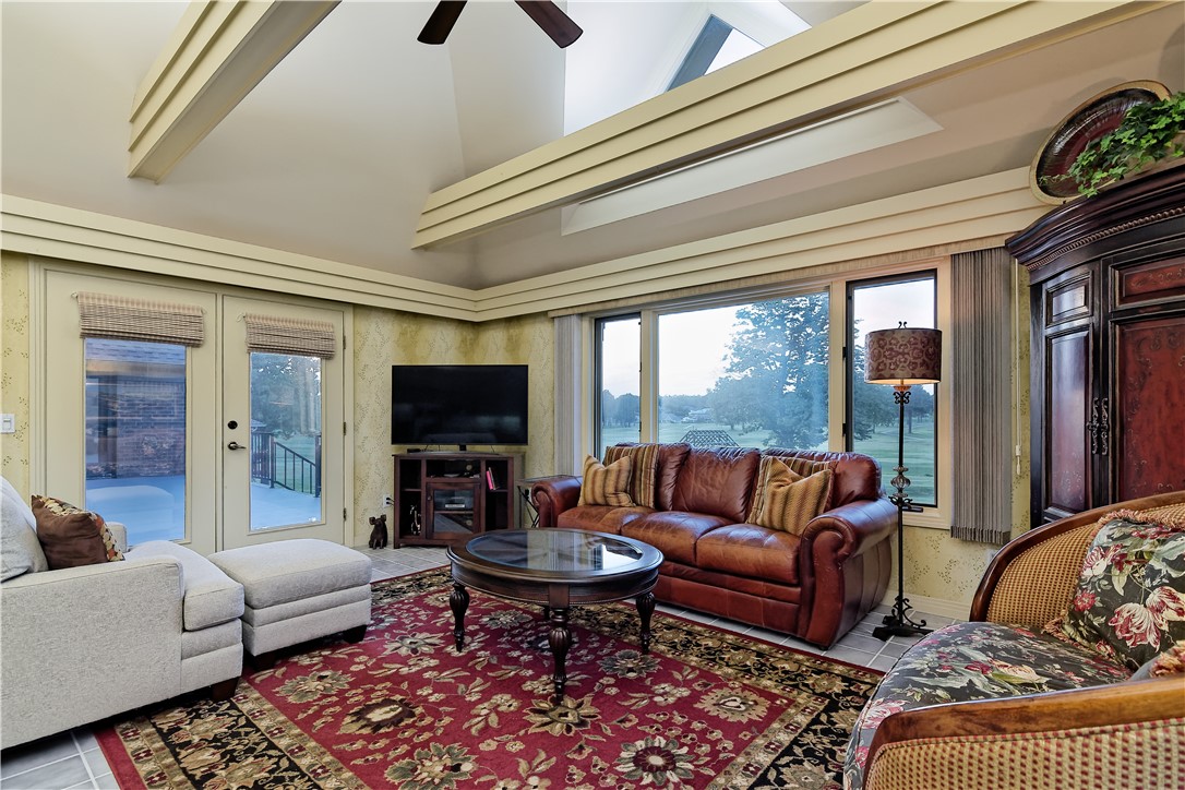 Emerald Point Sub - Residential