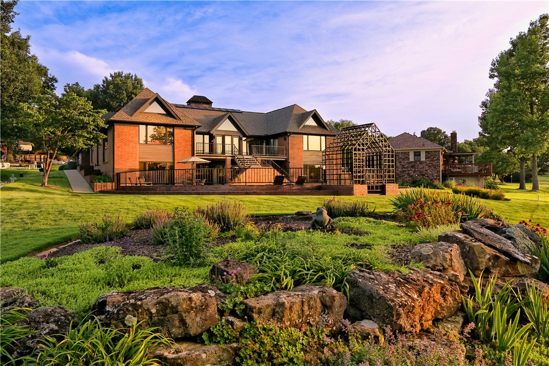 Presenting a rare opportunity to own a home fronting the golf course at Springdale Country Club. The 4 bed, 4.5 bath, 5,613 sq. ft., Steve Miller designed home is sure to impress. TheĀ immaculately kept and maintained one-owner home still holds its original charm and elegance. Upon entering the home, you will discover soaring ceilings in the living area centered by a large brick fireplace. Windows and skylights throughout allow for an abundance of natural light. The lower level of the home offers an entertainment area, space for guests, and an office nook. A beautifully landscaped and expansive backyard features an entrance to the golf course and a pool. This is a golfer's dream to own property on theĀ course and a wonderful home!