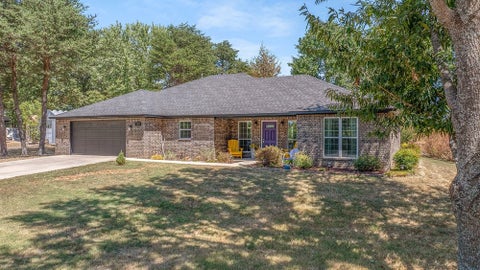 Photo of 301 S Hembree Drive, Lincoln, AR 72744 (MLS # 1359245)