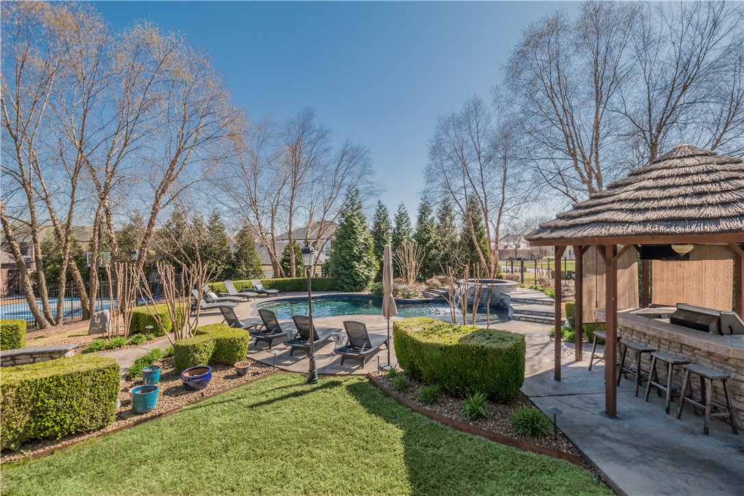 Pinnacle - Residential