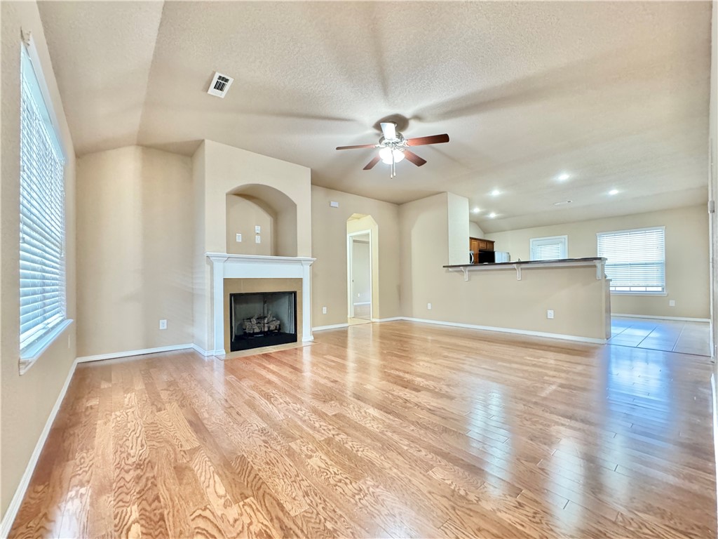 Welcome to this stunning 4-bedroom, 2-bathroom home located in the heart of Bentonville, AR. This property boasts a spacious open floor plan, perfect for entertaining or simply enjoying a relaxed lifestyle. The kitchen is a dream come true for any home cook, featuring a breakfast bar and state-of-the-art stainless steel appliances. The living area is enhanced by a cozy gas log fireplace and luxurious LVP flooring, adding a touch of elegance to the space. The bathrooms are equally impressive, with one featuring a walk-in shower and the other a jacuzzi garden tub, providing a spa-like experience at home. The fenced backyard offers a private outdoor space for recreation or relaxation. This home truly combines comfort and style in a desirable location.