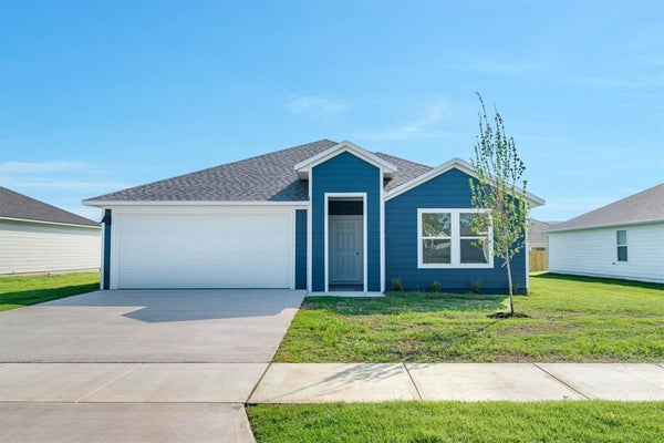 571 RIGGS ST, PRAIRIE GROVE, AR 72753 - Image c18eea72e2df20953becb195fd89565a/3930453402