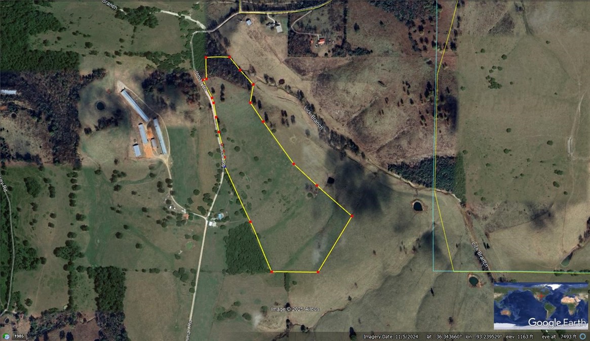 45 to 50 Acres Land with Pasture & Woods!
Don’t miss this beautiful tract of land offering the perfect mix of open pasture and mature woods, with frontage on Lick Branch Creek. Whether you're dreaming of a homesite, hobby farm, or recreational getaway, this property delivers! Located just 30 minutes south of Branson, MO, and only 30 minutes to Long Creek Marina on Table Rock Lake, this peaceful setting offers easy access to both town and water fun. Electric at the road, making it a great spot to build or invest.
Come explore the possibilities – from livestock and trails to weekend retreats and more!
Additional 90 acres available see MLS# H149401