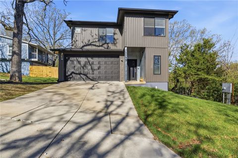 Photo of 1155 N Sunset Drive, Fayetteville, AR 72701 (MLS # 1342031)