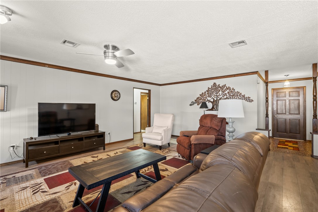 Hickory Hills Sub Siloam Spgs - Residential