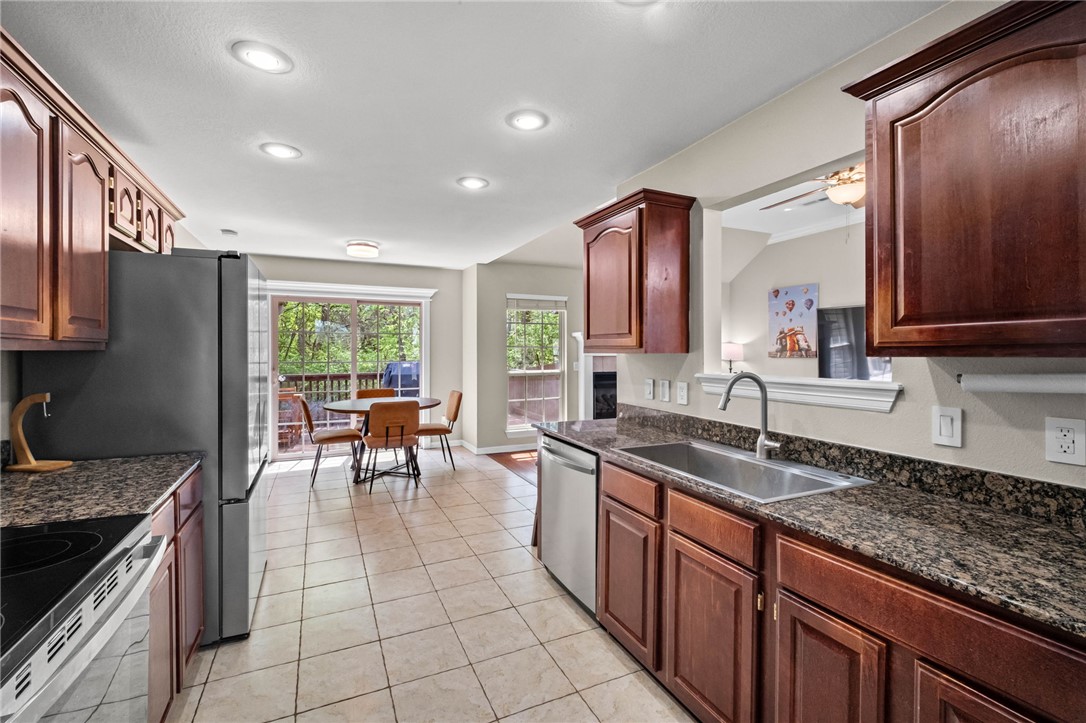 Fairfield Sub Ph Ii & Iii - Residential