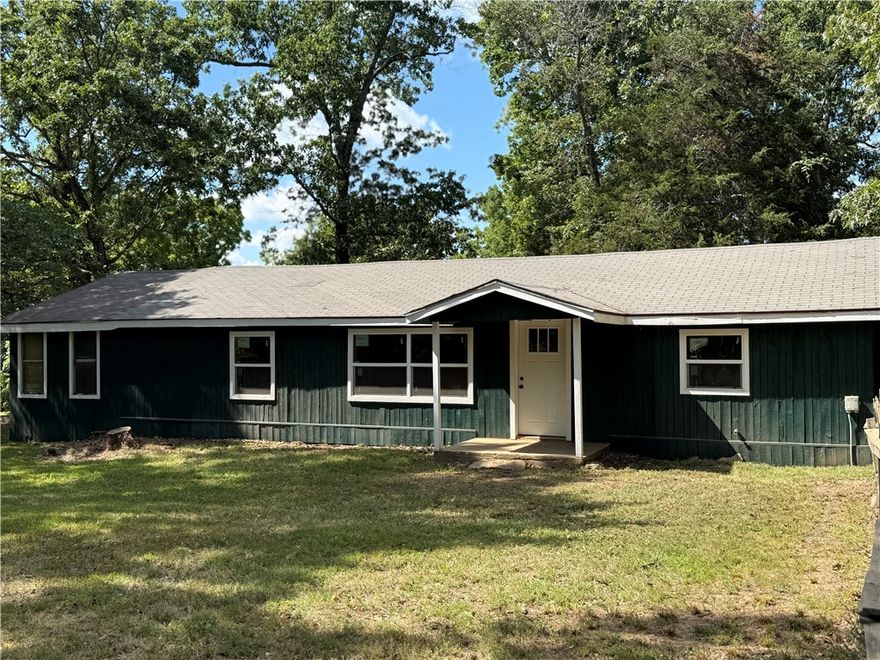 Get ready to fall in love with this three-bedroom, two-bath home that has been beautifully renovated from top to bottom! With brand new windows, doors, cabinets, countertops, flooring, bathrooms, and fresh paint throughout! 

Nestled on an incredible 17.84 acres along Erbie Rd, you’re just a short mile from the breathtaking Buffalo River and right on the path to the fabulous Erbie Horse Camp. There’s plenty of flat, usable land perfect for building an additional home or outbuildings. Plus, you’ll enjoy the convenience of a barn complete with a workshop and storage shed.

Imagine waking up to gorgeous mountain views every day! This property is a dream come true for animal lovers—bring your horses, cows, goats, or even chickens! And don’t miss the charming raised bed fenced garden, perfect for growing your own veggies. 

This beautiful property is just waiting for a new owner to turn it into their very own homestead. Are you ready to make it yours?
