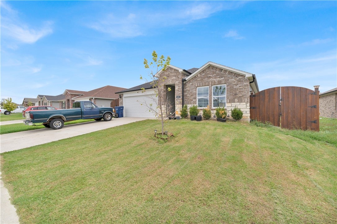 606 Dusty Lane