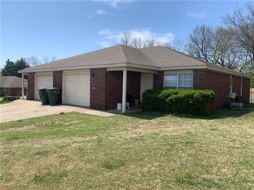 Charming 3BR/2BA Duplex – Prime Location Near University of Arkansas!

Don't miss this incredible investment opportunity! This spacious 3-bedroom, 2-bathroom duplex offers a smart layout with generous walk-in closets, ideal for both students and families. Perfectly situated just minutes from the University of Arkansas, this property is close to all the action—shopping, dining, and entertainment are right around the corner!

Each unit features a well-designed floor plan with open living areas, ample natural light, and plenty of storage. Whether you're looking to expand your rental portfolio or secure a home with income potential, this duplex checks all the boxes. Duplex is sold as is.

Location, convenience, and income potential—this one has it all!