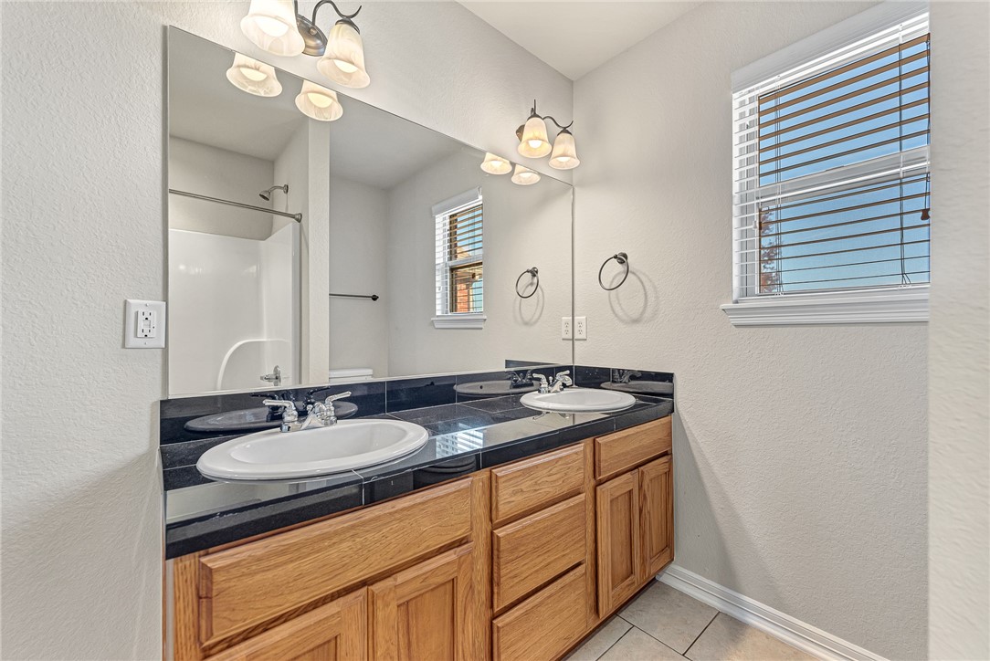 Bellview Residence Add Ph 2 Rogers - Residential