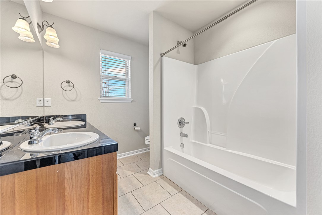 Bellview Residence Add Ph 2 Rogers - Residential