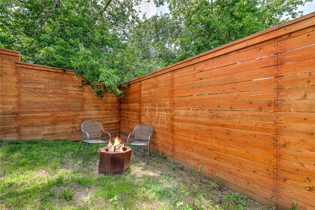 Pubside Horizontal Prop Regime - Residential