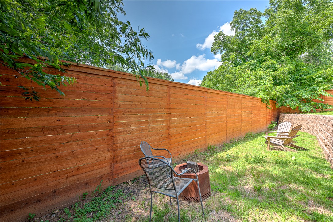 Pubside Horizontal Prop Regime - Residential