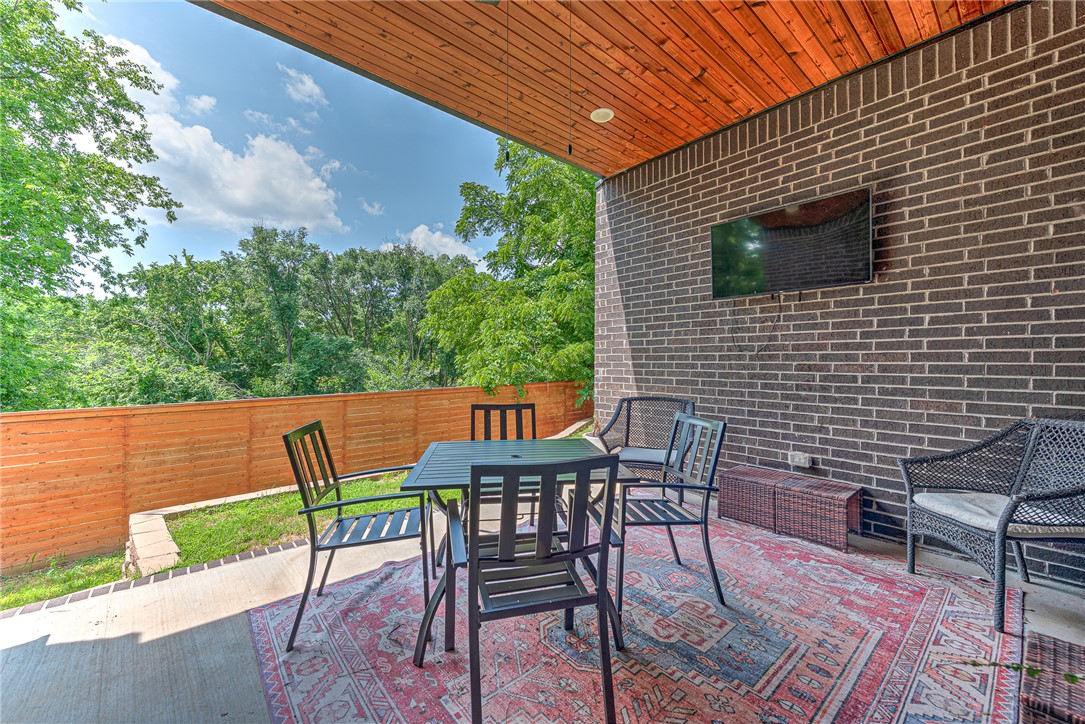 Pubside Horizontal Prop Regime - Residential