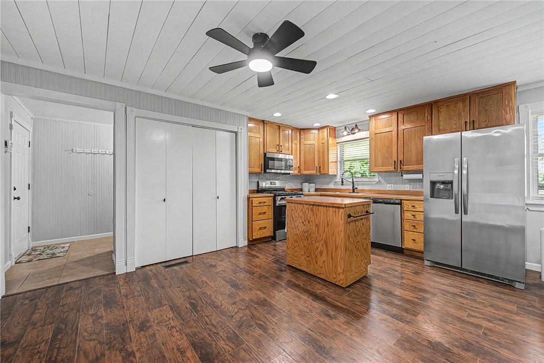 Meadow Park Add Rogers - Residential