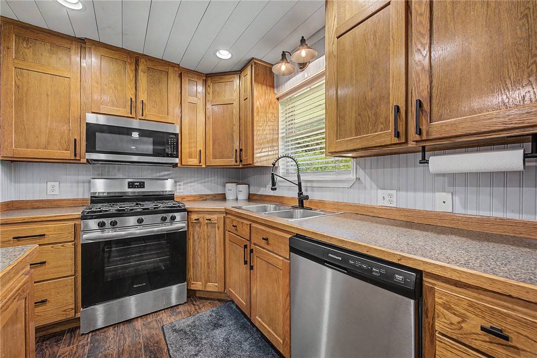 Meadow Park Add Rogers - Residential