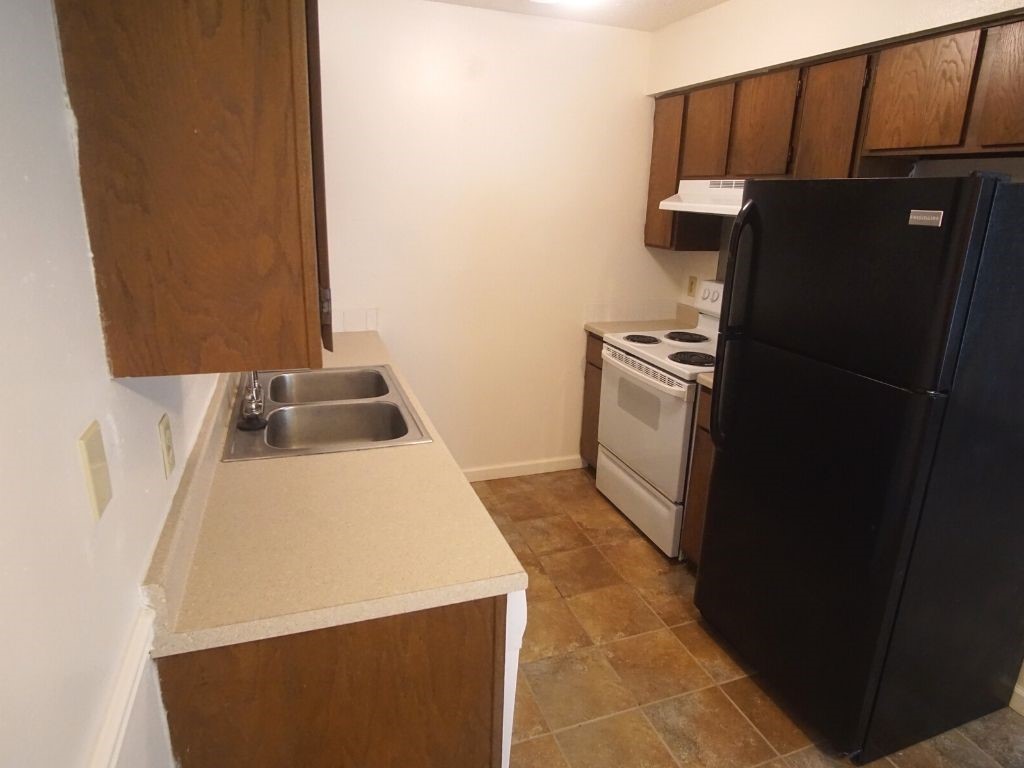 Sunset Manor Ph 2 Rogers - Residential Income