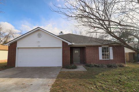 1729 Oxford Place Springdale AR 72764