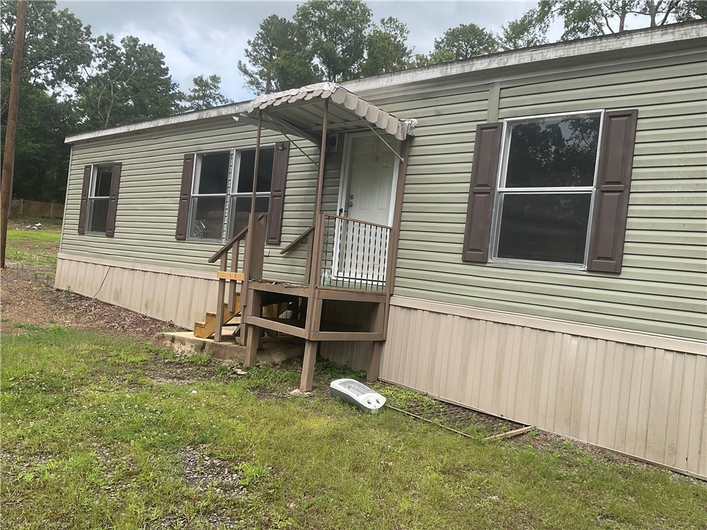 PEACEFUL COUNTRY LIVING-MODULAR HOME ON 2 SECLUDED ACRES
Escape to the quiet of the countryside with this 3 bedroom 2 bath modular home that sits on 2 private acres. Enjoy the seclusion and space and a whole home generator, which offers peace of mind ensuring comfort no matter the weather.