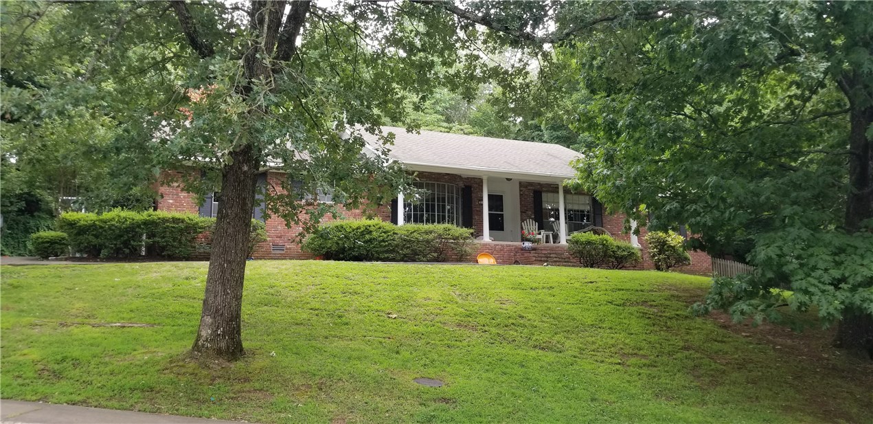 Nice updated home in one of Fayetteville's most desirable neighborhoods. Home features 3 bedrooms, 2 bathrooms, nice sized kitchen that leads to dining area. Open flow to Living room. Featuring hardwood floors, fireplace. Office area off side of living room. Wood floors, all appliances, nice back patio for entertaining.