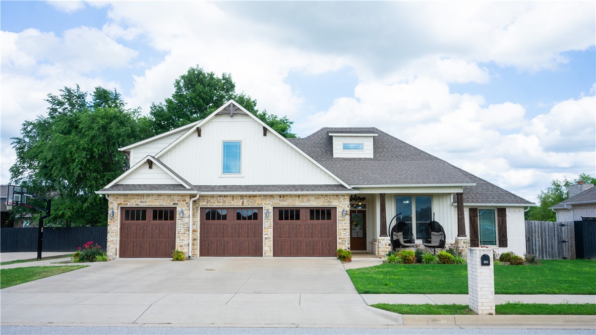 Stunning 2-Story Home in Sought-After Elkhorn Subdivision!
This beautifully upgraded 4-bedroom, 3-bathroom gem offers the perfect blend of comfort, style, and functionality. Step inside to discover a spacious layout featuring a fantastic upstairs bonus roomāideal for a game room, media space, or play area. The heart of the home includes a chef-worthy kitchen with a walk-in pantry, and the generous master suite boasts his-and-hers walk-in closets and a luxurious master bathroom.
Enjoy enhanced efficiency and comfort with upgraded premium windows throughout and a tankless water heater for endless hot water. The fully fenced backyard provides plenty of space for outdoor living, entertaining, or relaxing evenings under the stars.
RARE FIND: an attached office with its own private exterior entrance offers a quiet, professional spaceāperfect for meetings, remote work, or a personal studio.
Donāt miss your chance to own this versatile, move-in-ready home in one of the areaās most desirable neighborhoods!