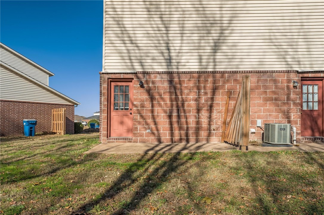 Carriage Square Sub Bentonville - Residential Income