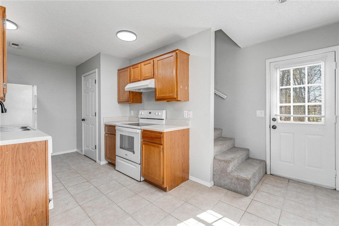 Carriage Square Sub Bentonville - Residential Income