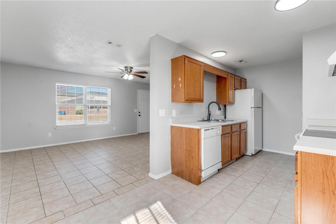 Carriage Square Sub Bentonville - Residential Income