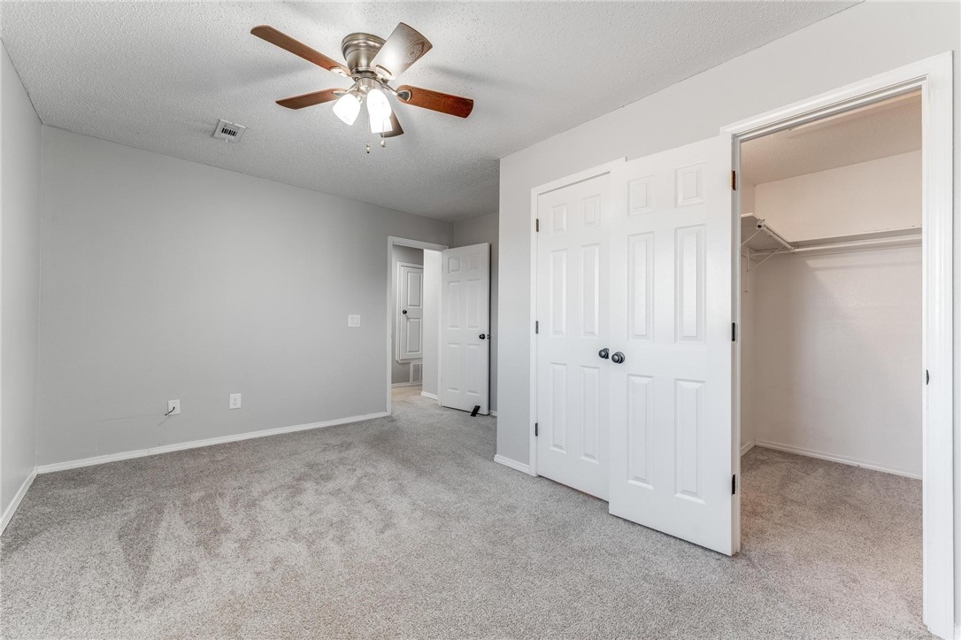 Carriage Square Sub Bentonville - Residential Income