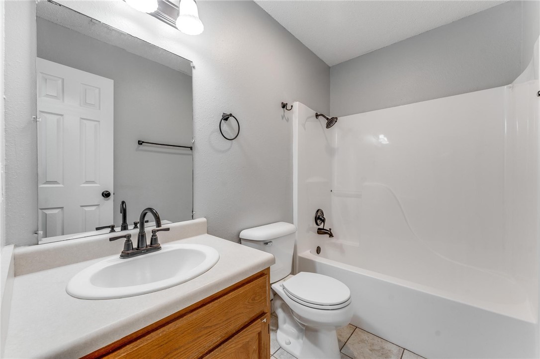 Carriage Square Sub Bentonville - Residential Income