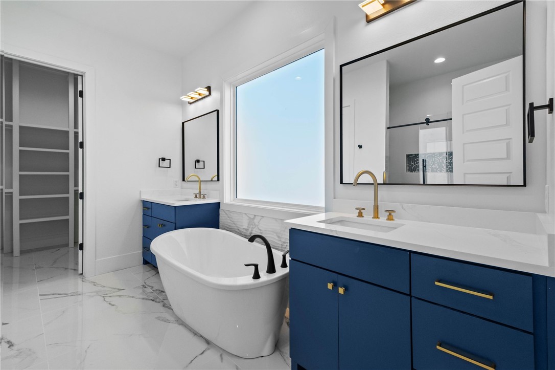 Soaring At Scissortail - Residential