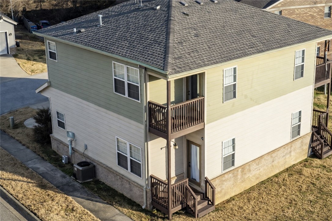 Stadium Centre Cottages Lts 1214 - Residential Lease