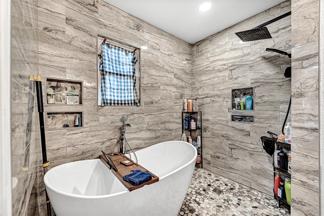 04-20-28-RURAL - Residential