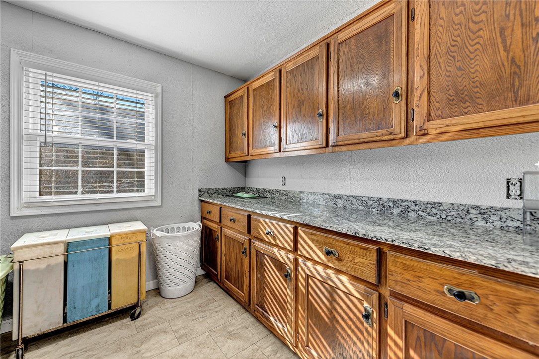 04-20-28-RURAL - Residential