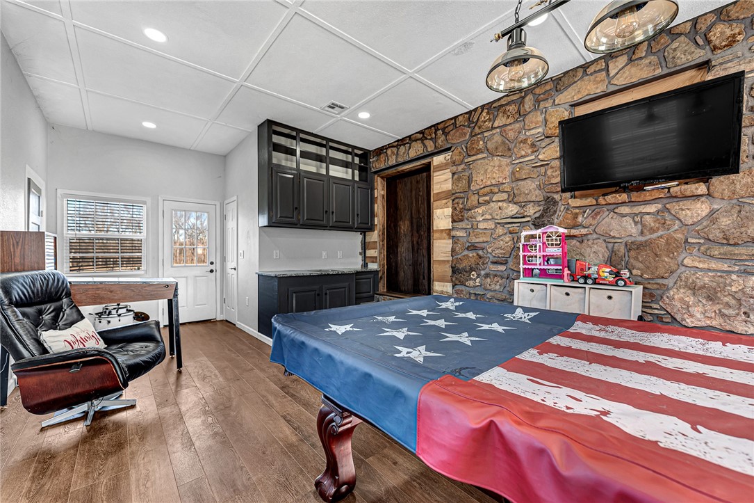 04-20-28-RURAL - Residential