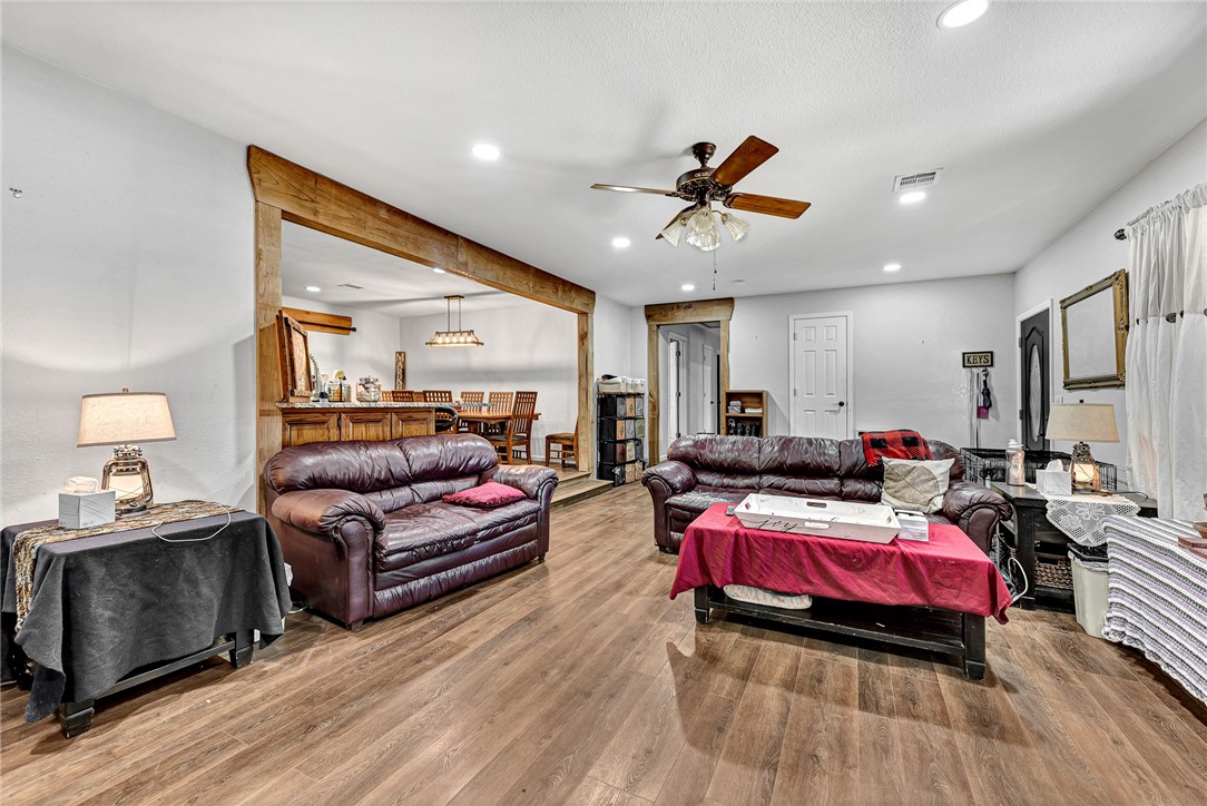 04-20-28-RURAL - Residential