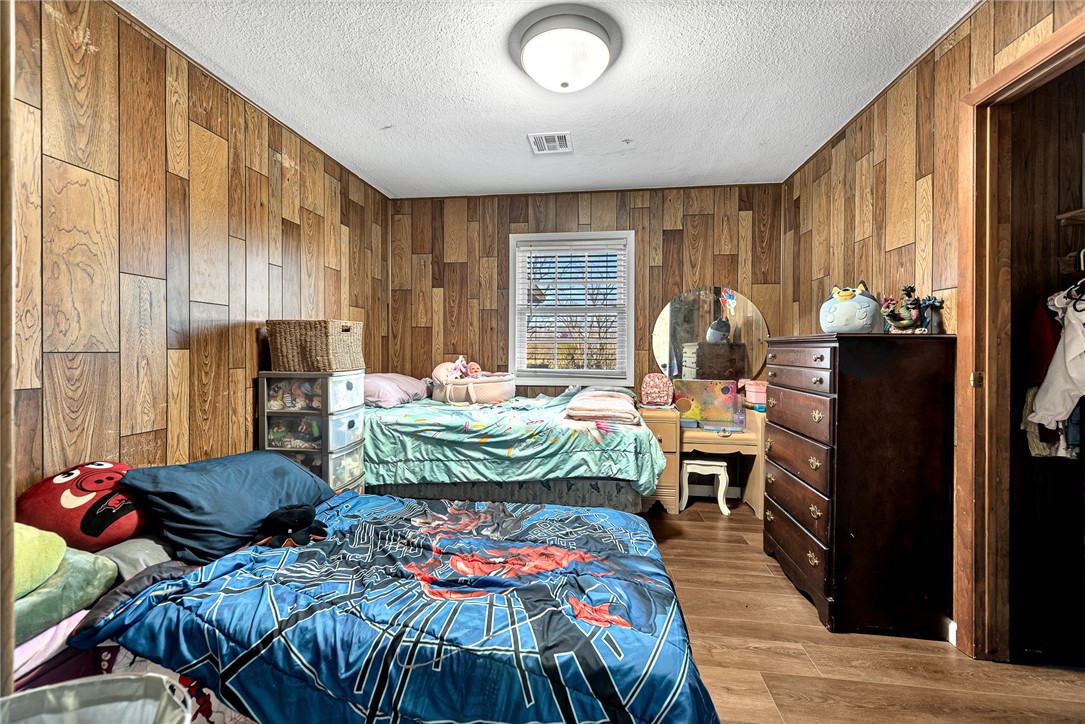 04-20-28-RURAL - Residential