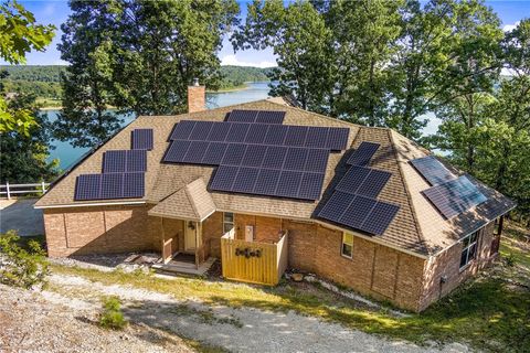 Photo of 15100 Railroad Cut Road, Rogers, AR 72756 (MLS # 1336662)