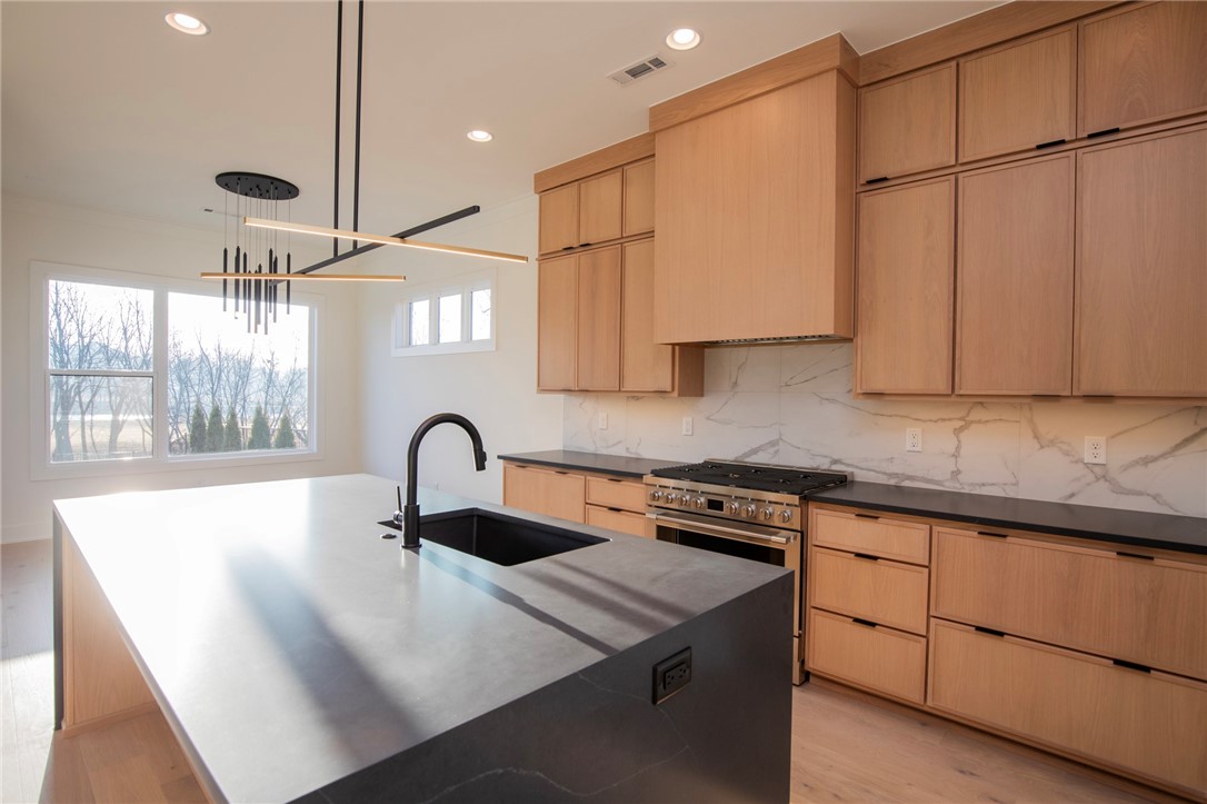 Shadow Valley Ph 11 Rogers - Residential