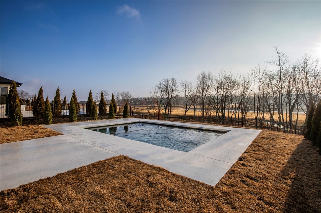 Shadow Valley Ph 11 Rogers - Residential