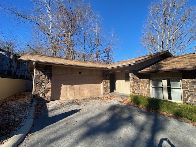 Kingsdale Courts Bvv - Residential Lease