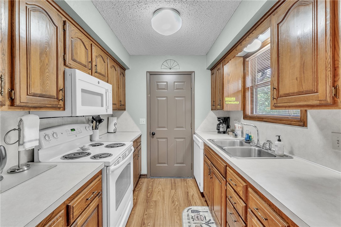 Unit 5 Holiday Island - Residential