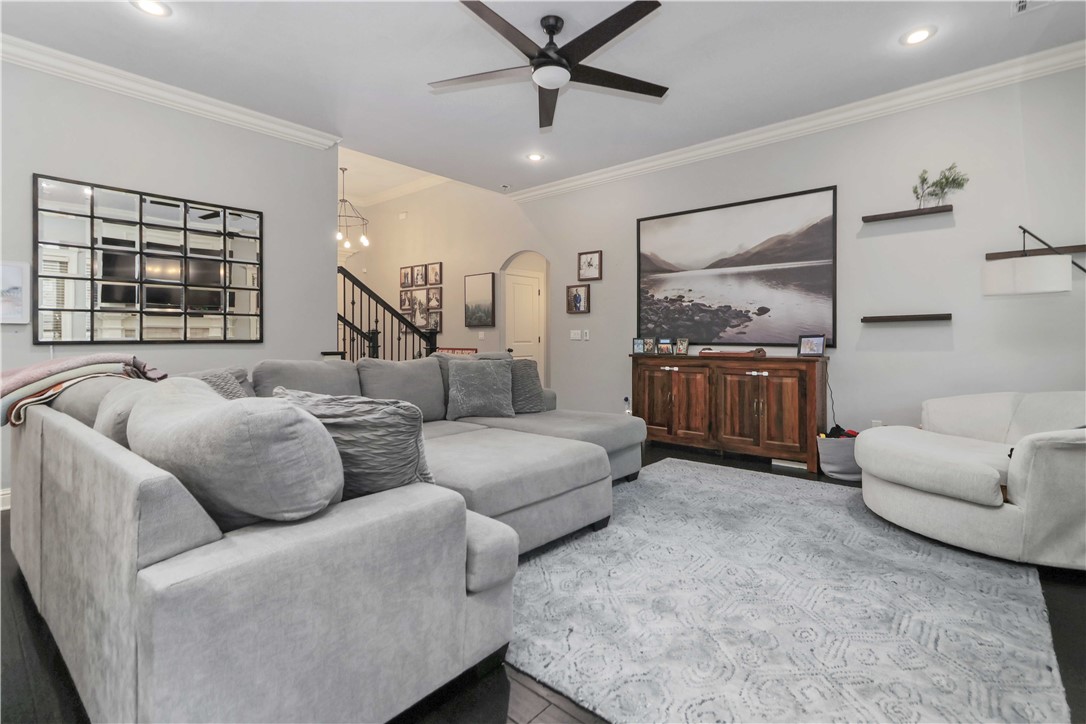 Lexington Sub Rogers - Residential