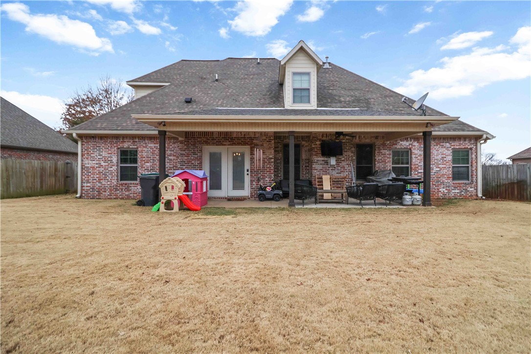 Lexington Sub Rogers - Residential