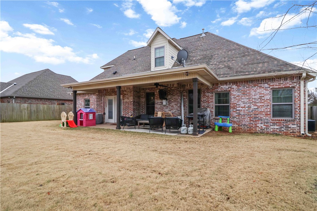 Lexington Sub Rogers - Residential