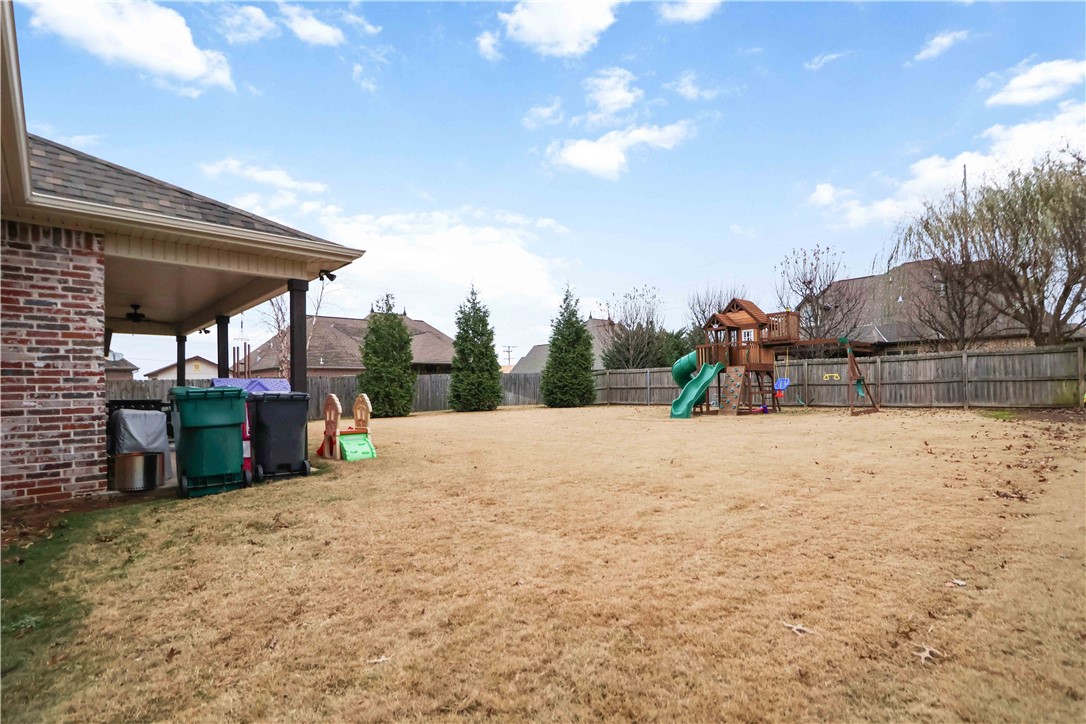 Lexington Sub Rogers - Residential