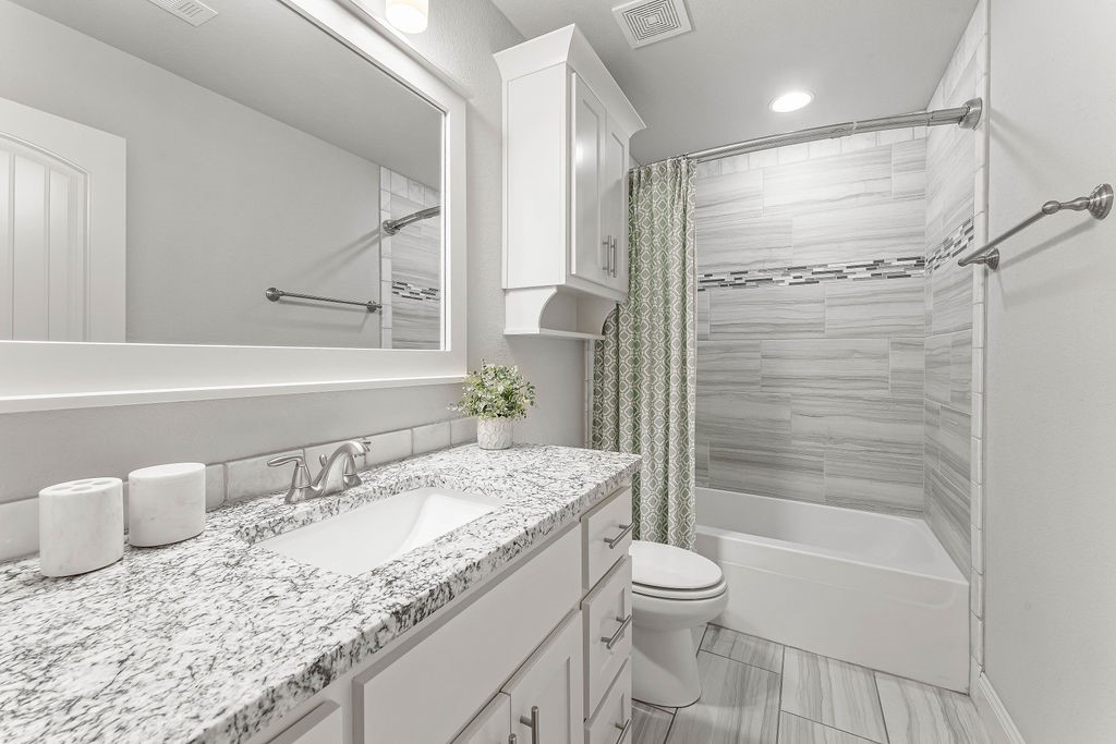 Spinnaker Rdg Woods Crk - Residential