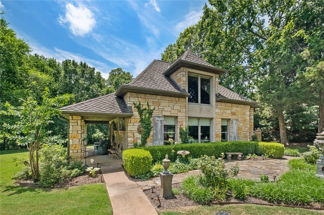 Bordeaux Village - Residential