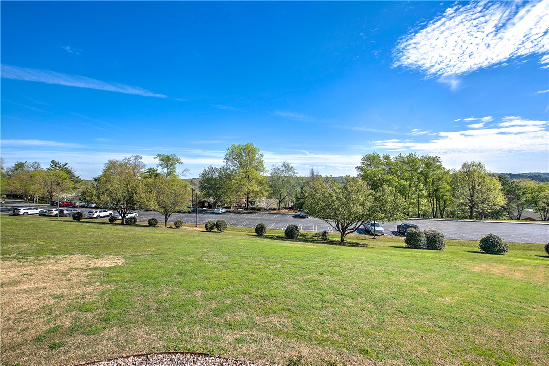 Kipling Courts Bvv - Residential