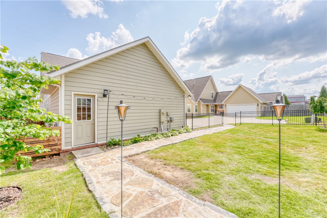 Rocky Creek Sub Rogers - Residential